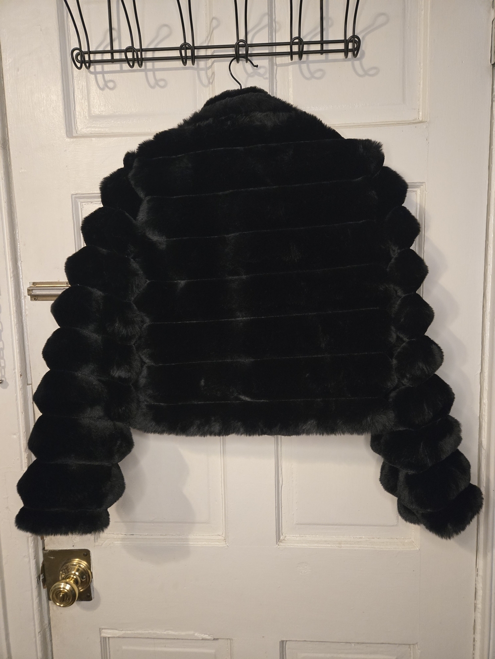 SHEIN Black Faux Fur Cropped Teddy Jacket - Picture 6 of 6